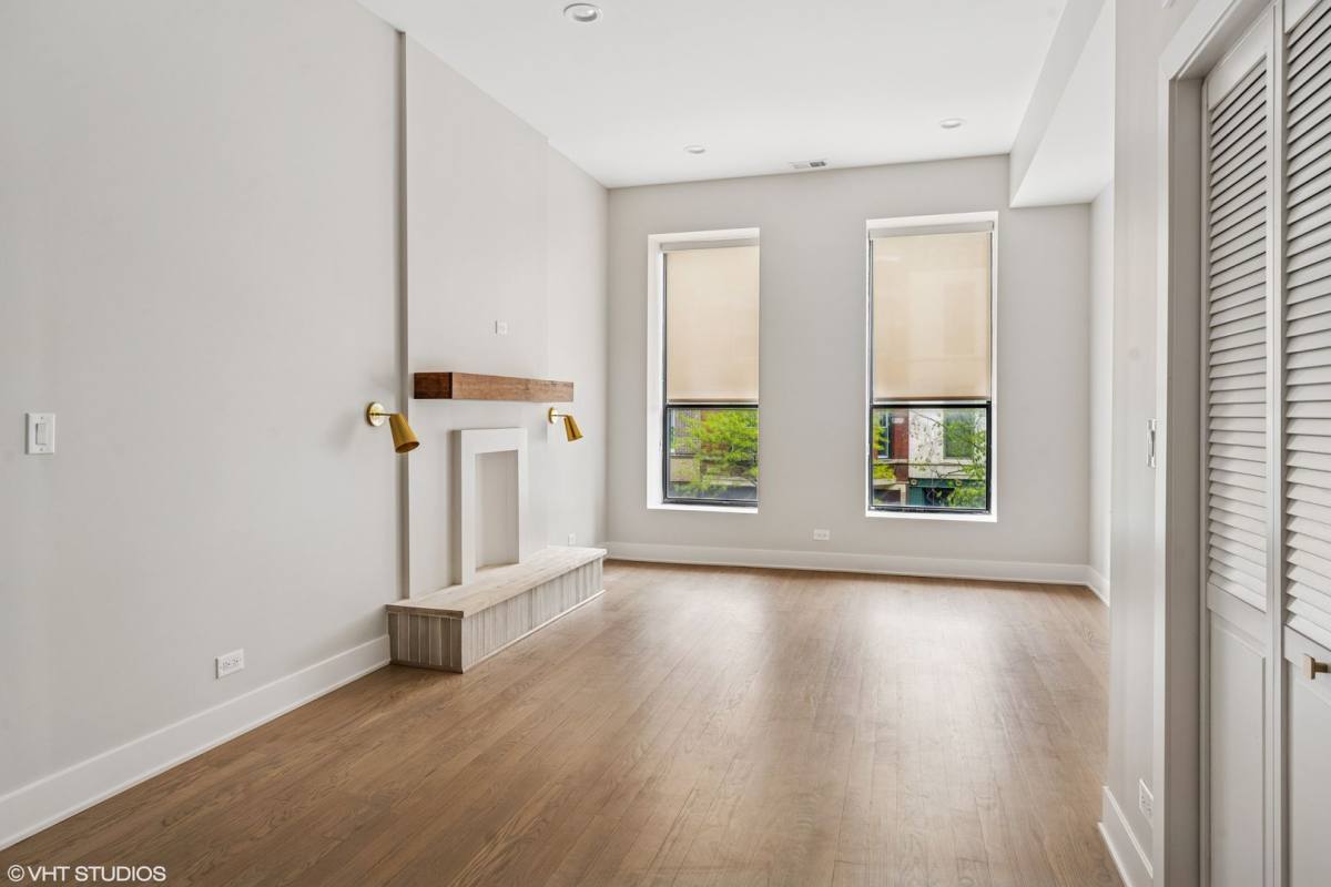 Apartment for rent at 2119 N Clark St #2F, Chicago, IL 60614