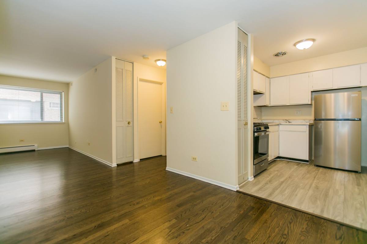 Apartment for rent at 525 W Deming #402, Chicago, IL 60614