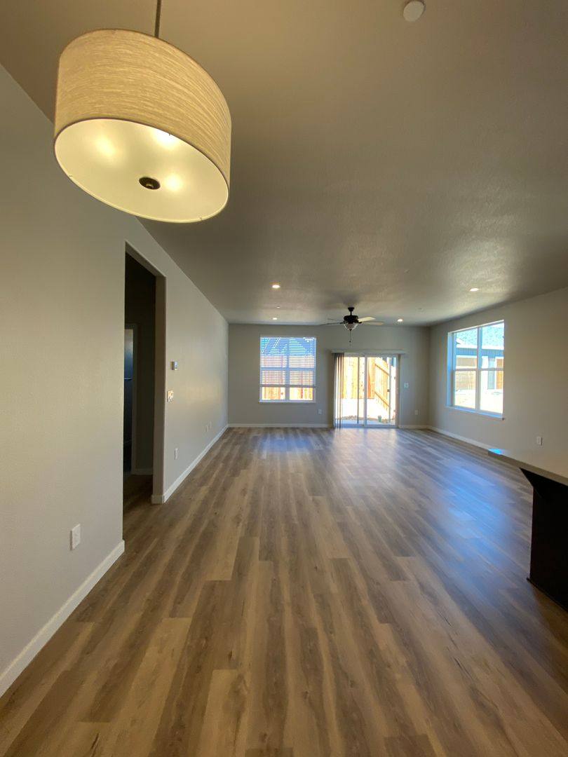 House for rent at 240 Silver Bend Way, Auburn, CA 95603