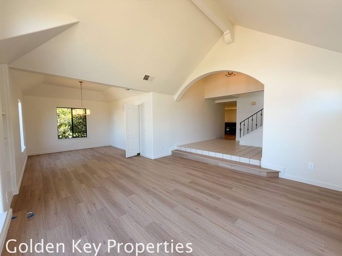 House for rent at 2230 Sara Way, Carlsbad, CA 92008