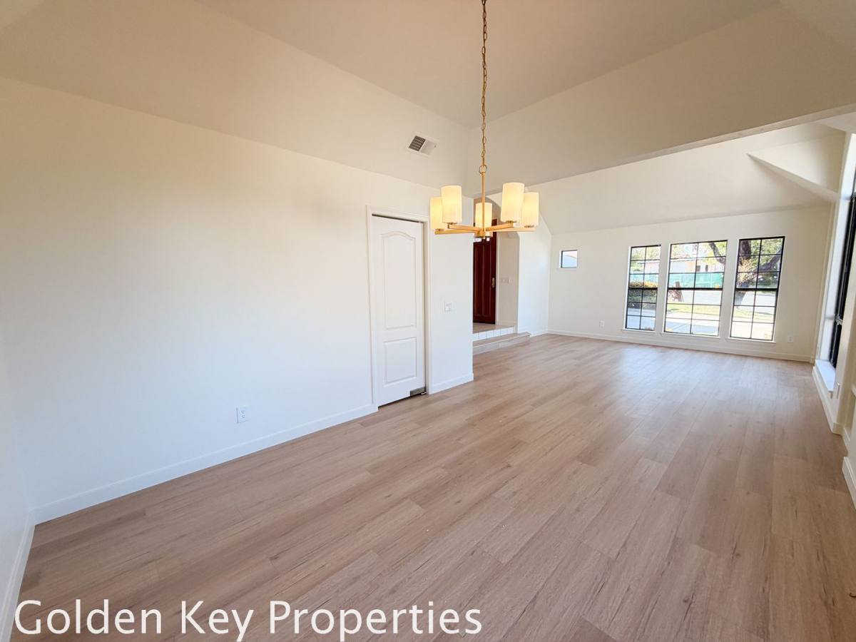 House for rent at 2230 Sara Way, Carlsbad, CA 92008