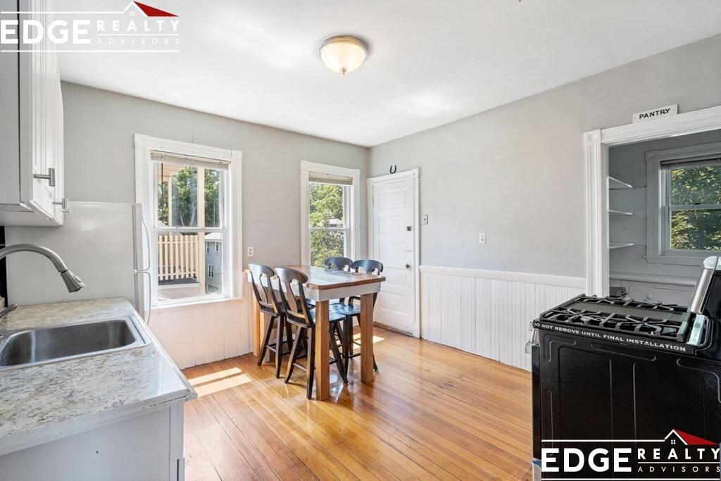 Apartment for rent at 71-73 Neponset Ave #3, Dorchester, MA 02122