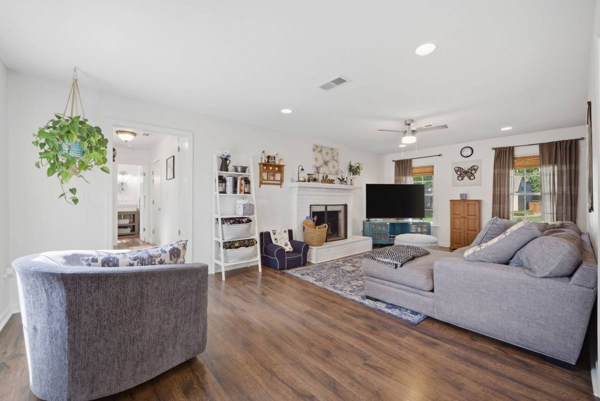 House for rent at 368 Gainsborough Rd, Virginia Beach, VA 23462