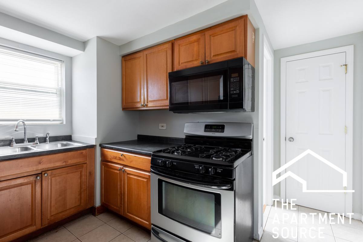 Apartment for rent at 1300 S 51st Court #202, Cicero, IL 60804