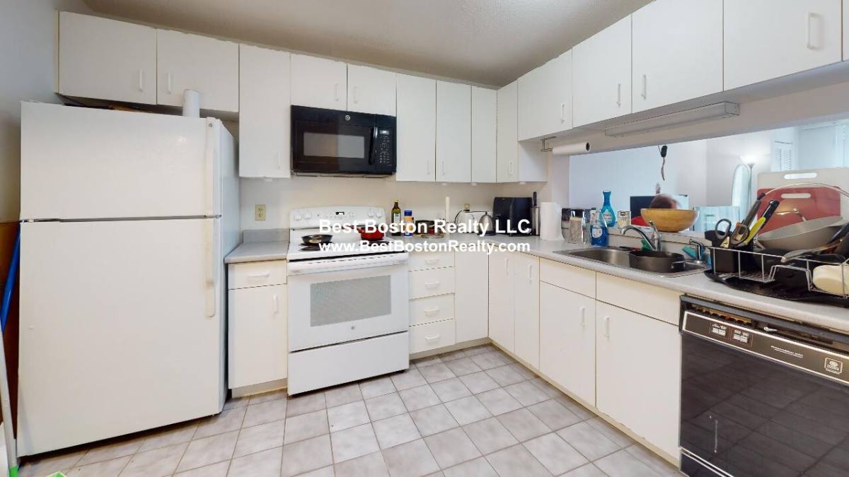Apartment for rent at 175 Beacon St #406, Somerville, MA 02143