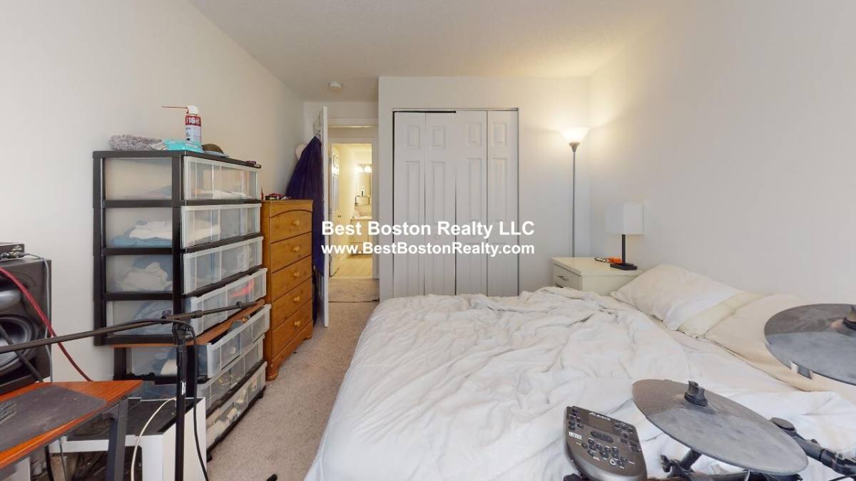 Apartment for rent at 175 Beacon St #406, Somerville, MA 02143