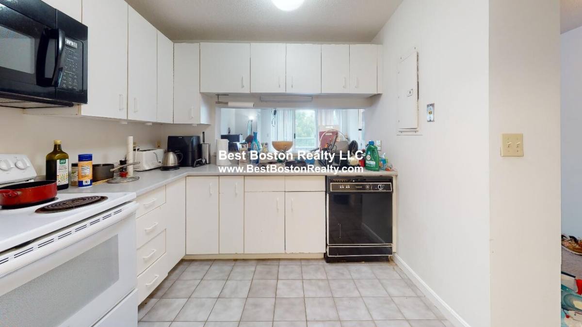 Apartment for rent at 175 Beacon St #406, Somerville, MA 02143