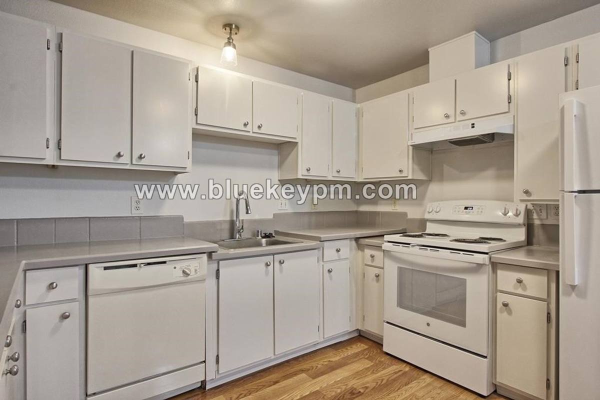 Apartment for rent at 5313 NE 66th Ave, Vancouver, WA 98661