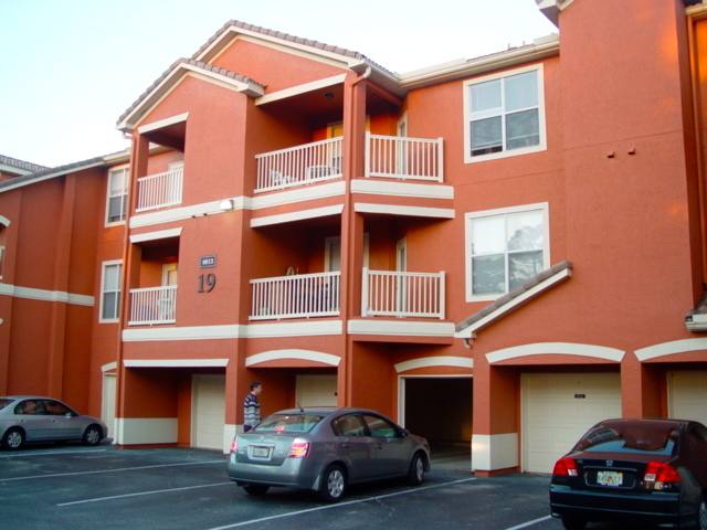 Apartment for rent at 8813 Villa View Cricle, Orlando, FL 32821