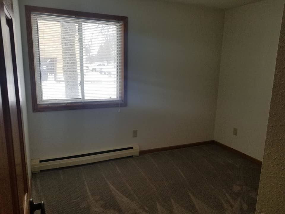 Apartment for rent at 218 21 St NW, Owatonna, MN 55060