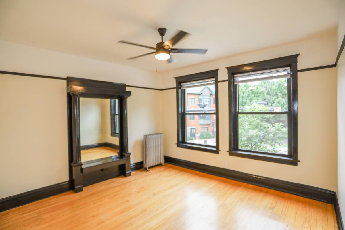Apartment for rent at 3803 N Lincoln #2S, Chicago, IL 60613