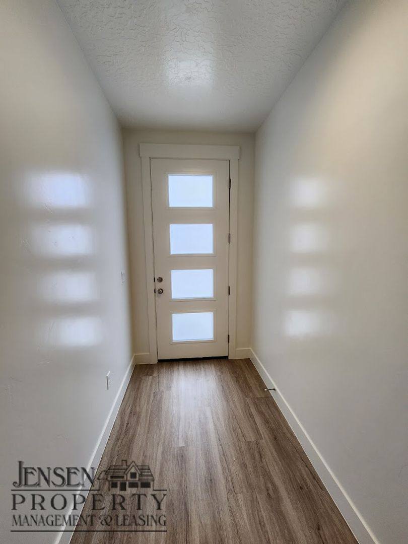 House for rent at 5902 S Legolas Lane, Saint George, UT 84790