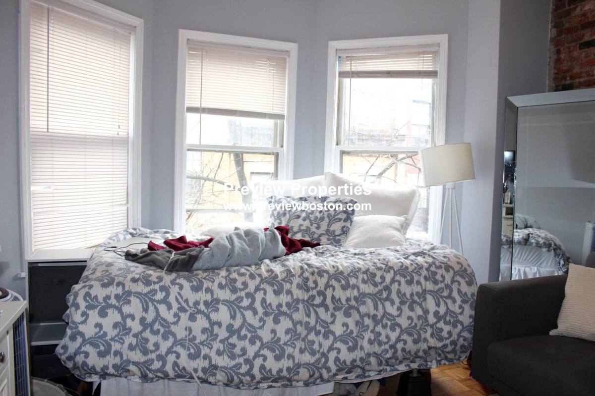 Apartment for rent at 40 Anderson St #8P, Boston, MA 02114