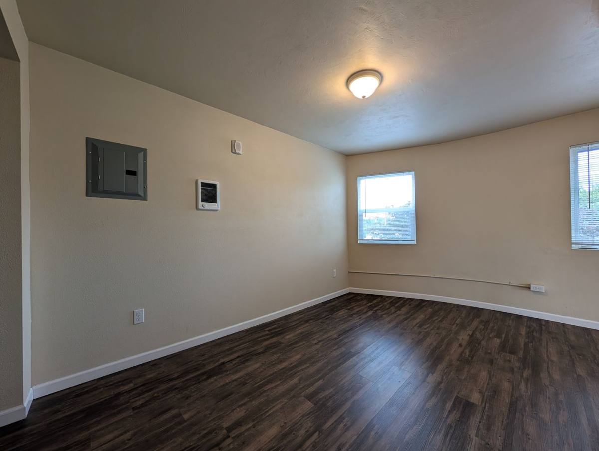 Apartment for rent at 307 Main St, Springfield, OR 97477