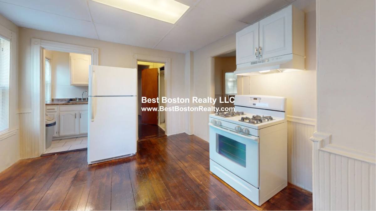 Apartment for rent at 124 Jefferson #1, Everett, MA 02149