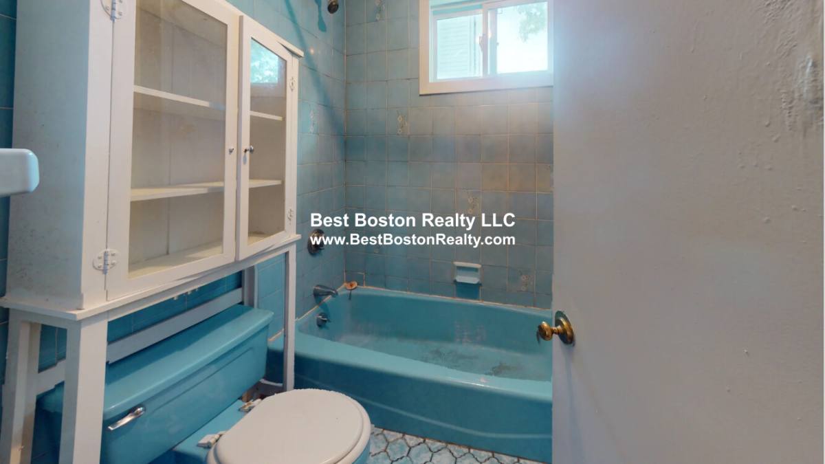 Apartment for rent at 124 Jefferson #1, Everett, MA 02149