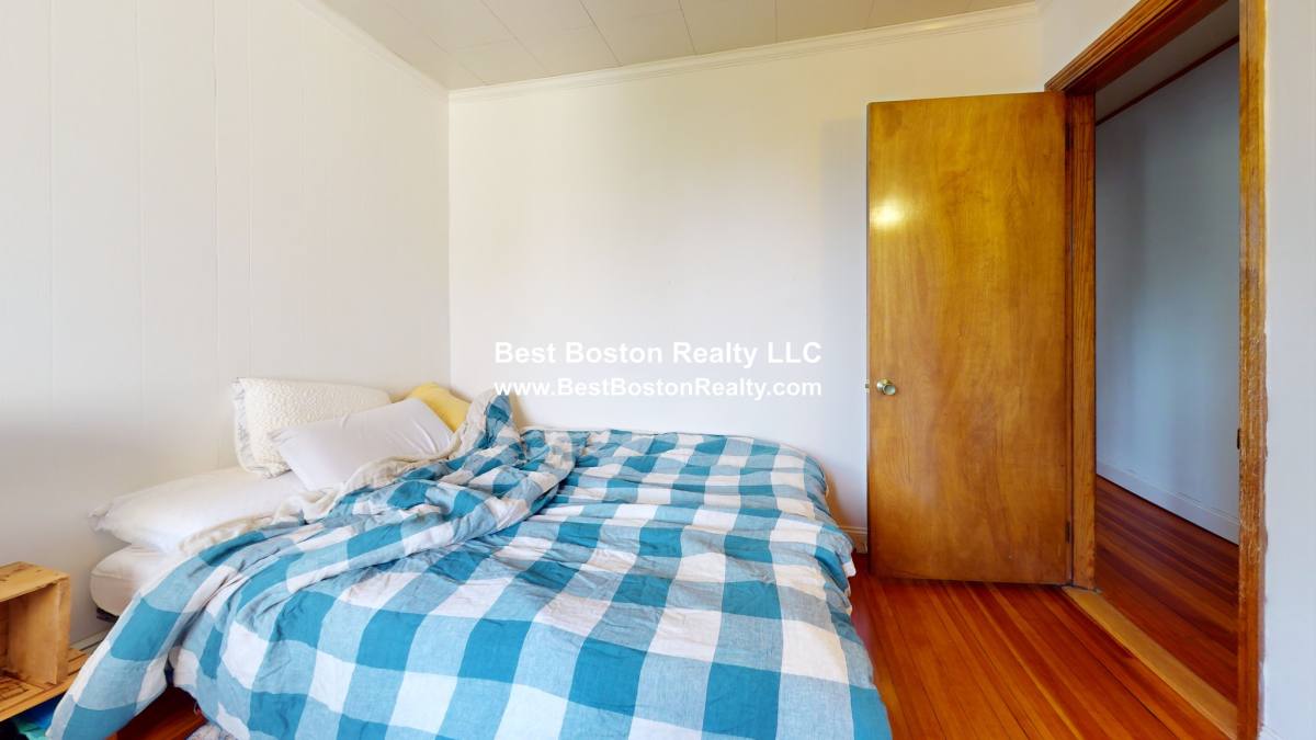 House for rent at 87 Boston St #1, Somerville, MA 02143