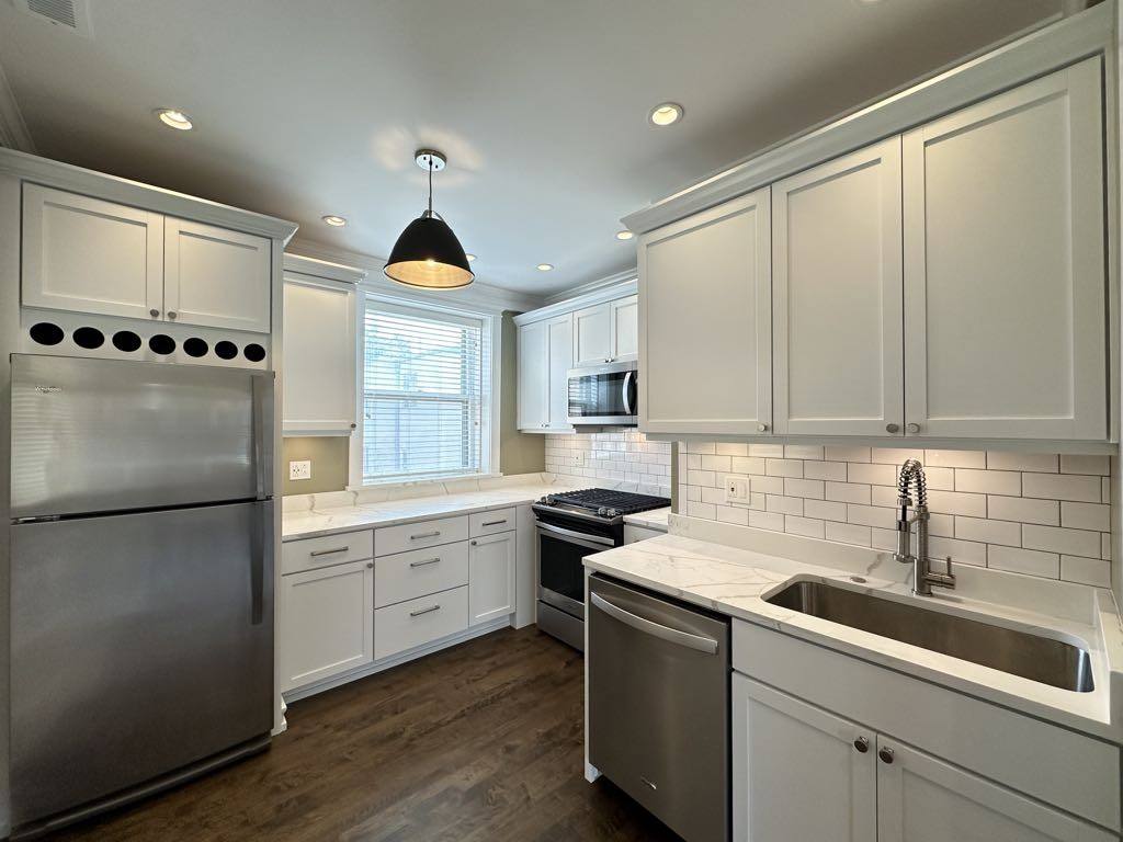 Apartment for rent at 1651 Gregory #10Q, Chicago, IL 60640