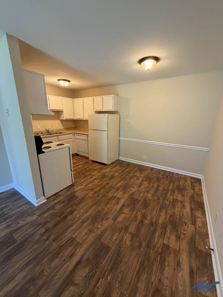 Apartment for rent at 1418 E Main St #D33, Murfreesboro, TN 37130
