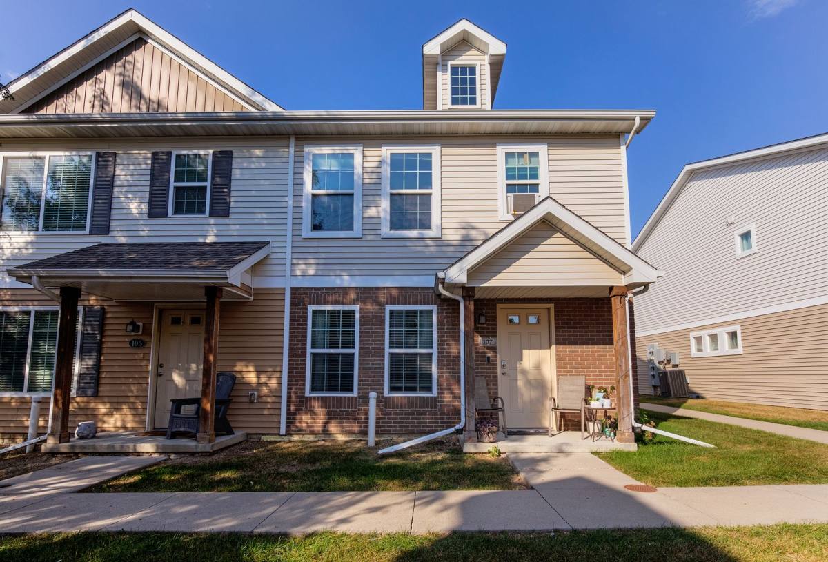 House for rent at 9155 Coneflower Dr, West Des Moines, IA 50266