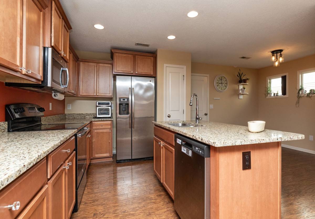 House for rent at 9155 Coneflower Dr, West Des Moines, IA 50266