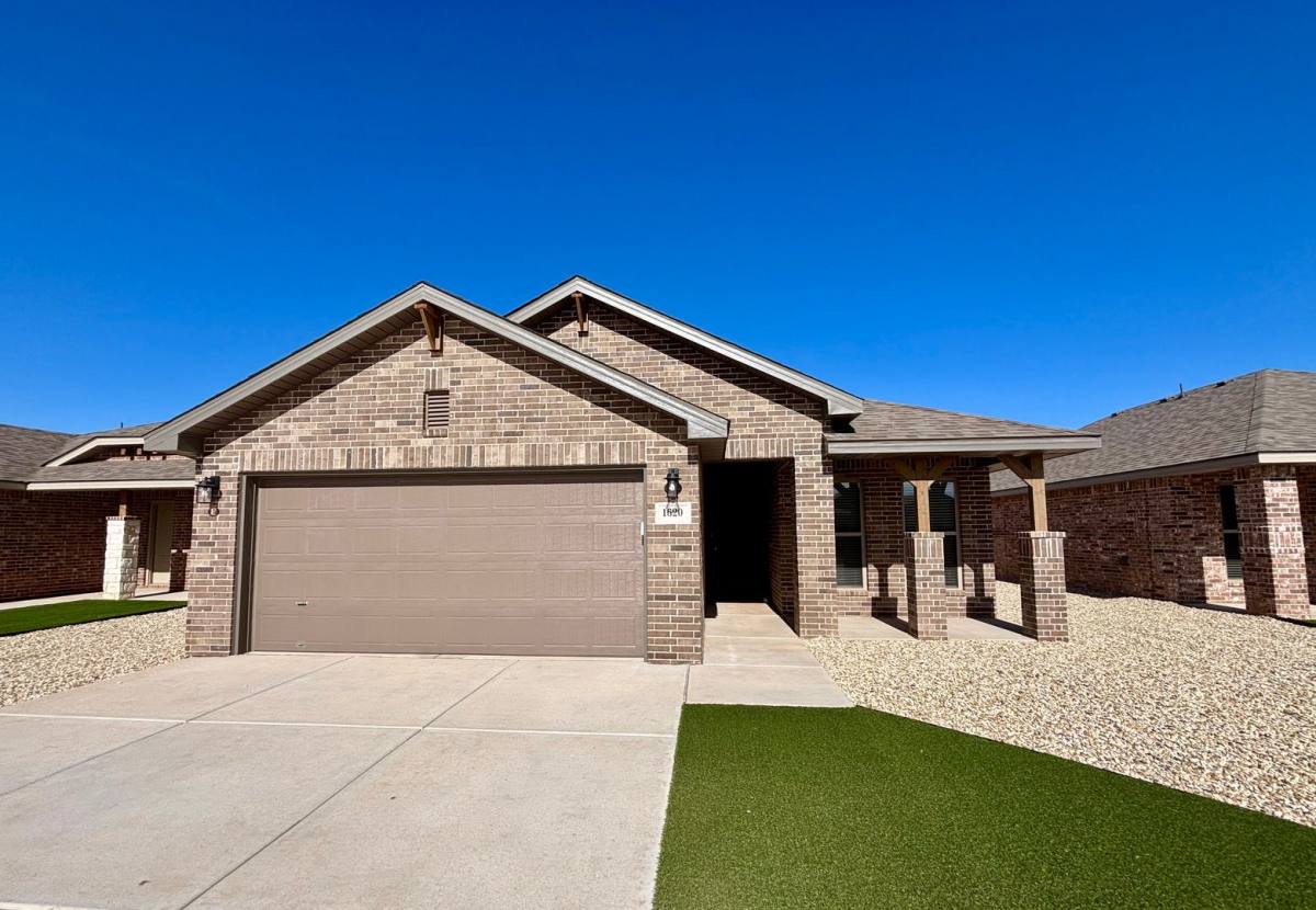 House for rent at 1620 132nd St, Lubbock, TX 79423