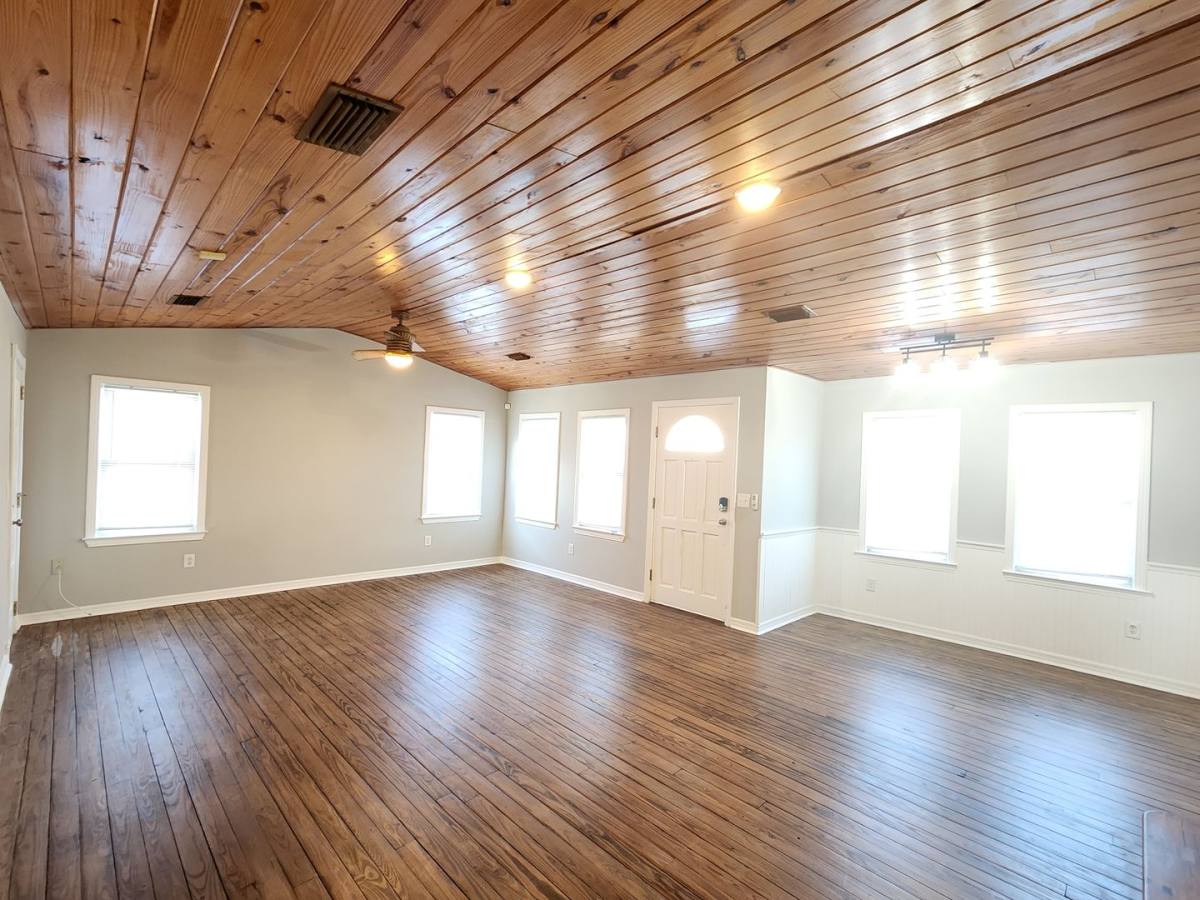 House for rent at 119 Cobb Rd, Panama City Beach, FL 32413