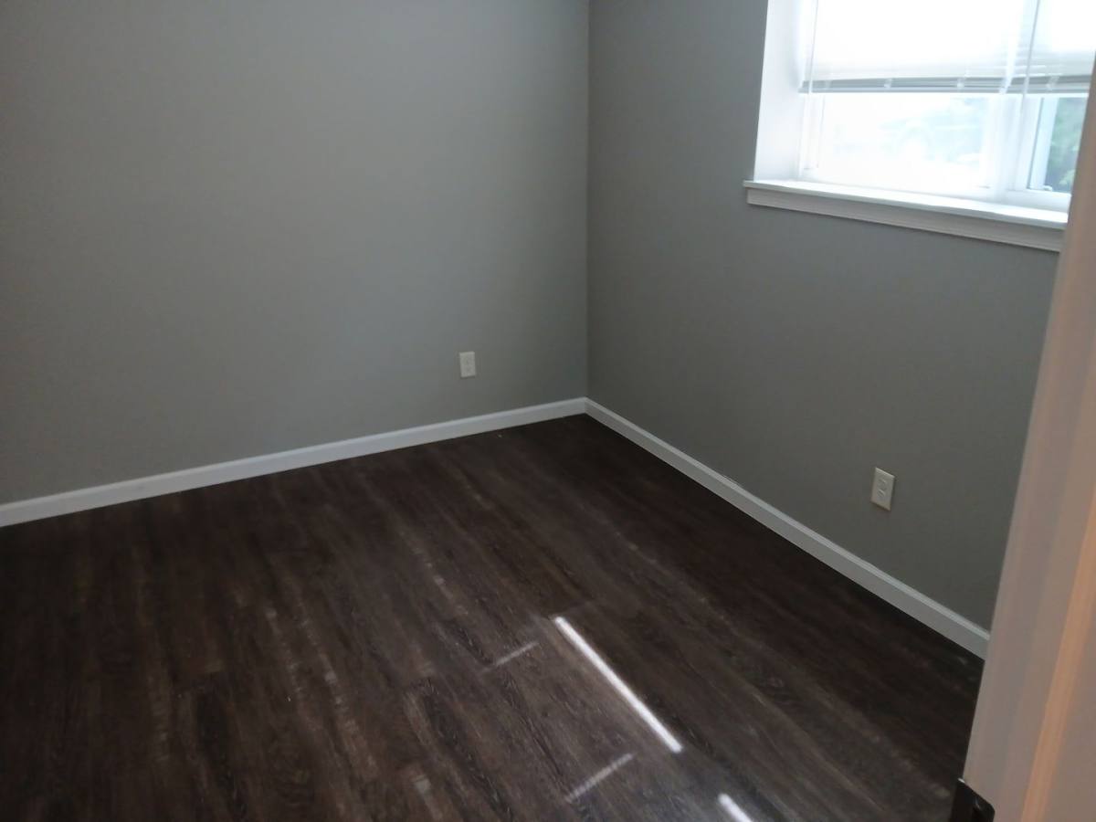 Apartment for rent at 904 Georgian Dr, Danville, IL 61832