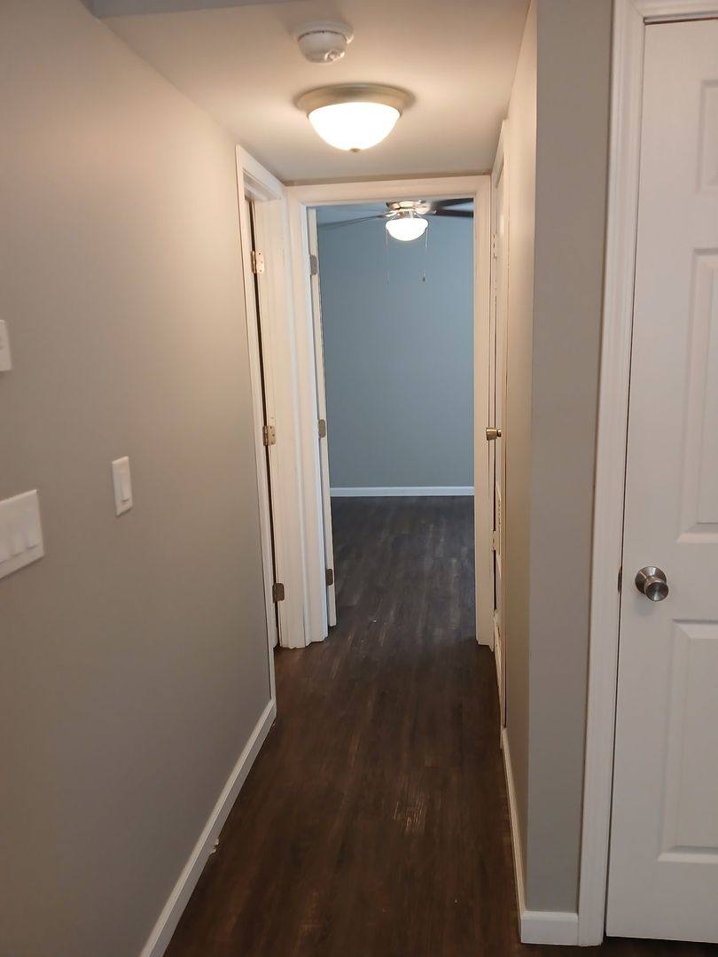 Apartment for rent at 904 Georgian Dr, Danville, IL 61832