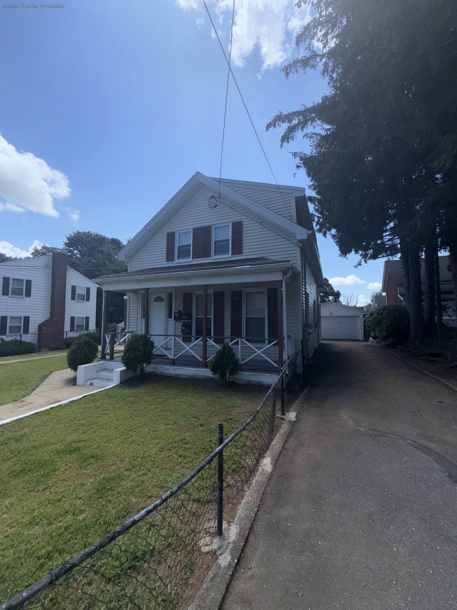 Apartment for rent at 79 Main St #2, Quincy, MA 02169