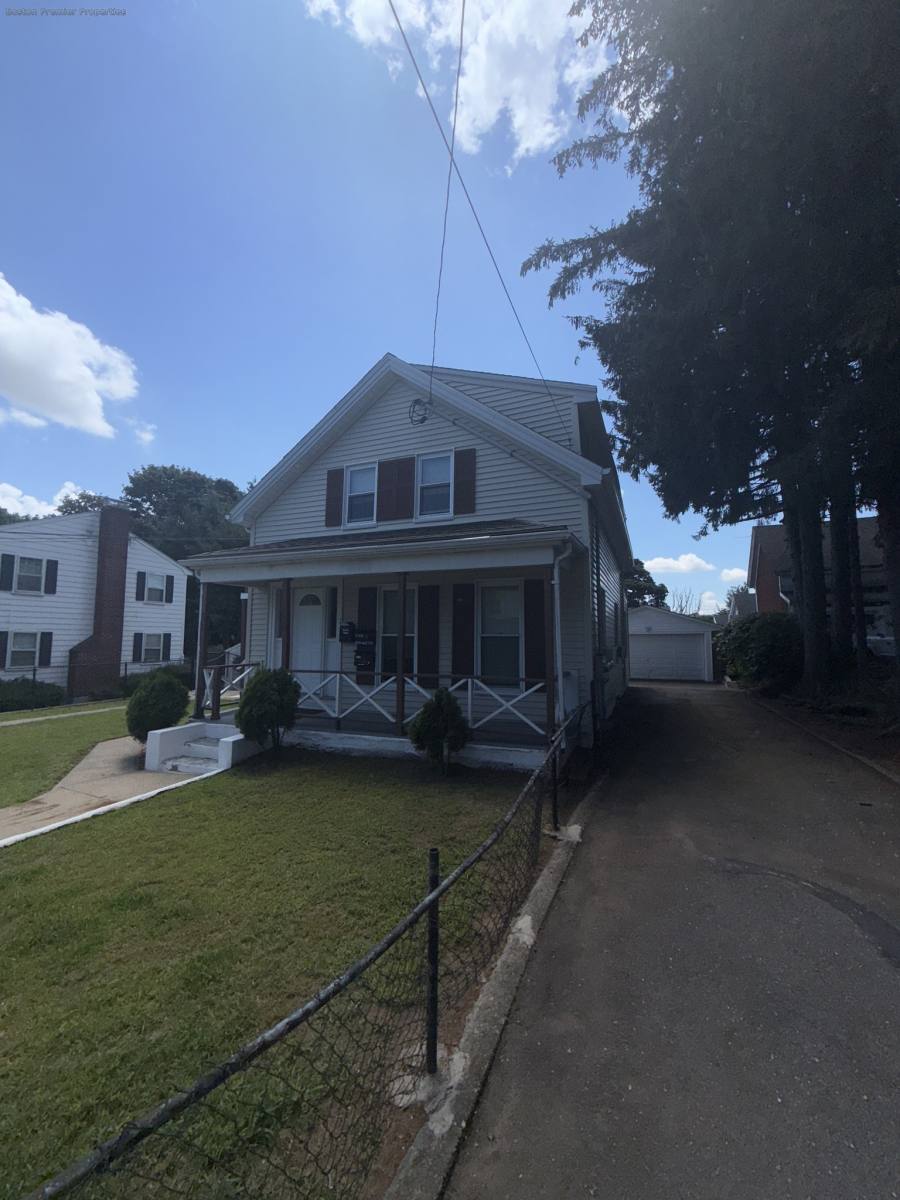 Apartment for rent at 79 Main St #2, Quincy, MA 02169