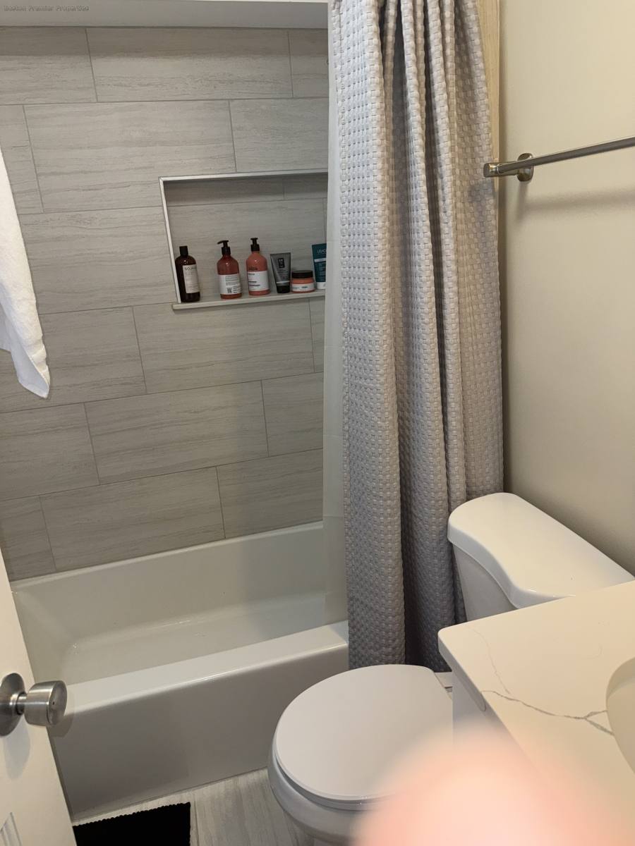 Apartment for rent at 79 Main St #2, Quincy, MA 02169
