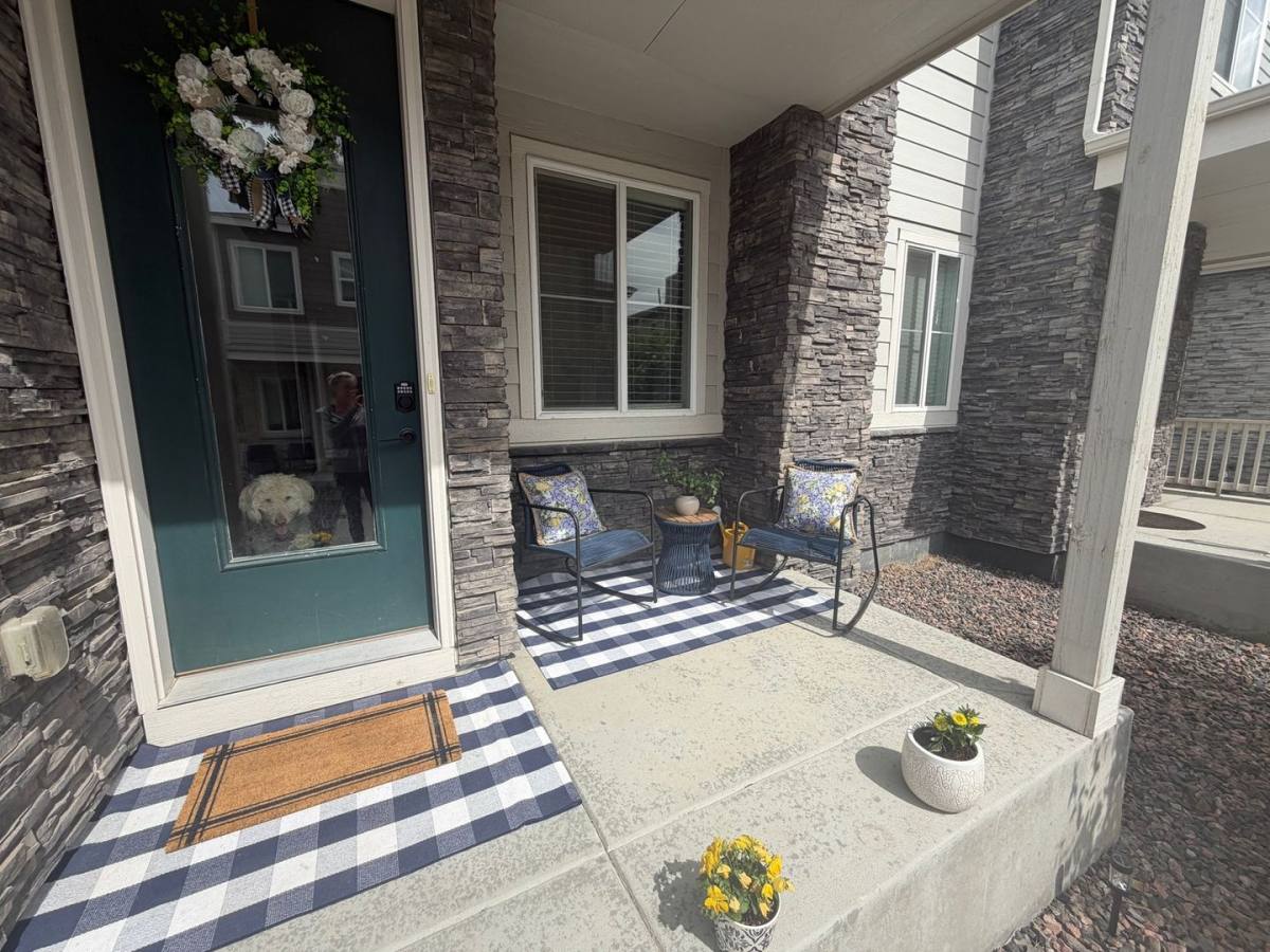 Townhouse for rent at 23633 E 5th Dr, Aurora, CO 80018