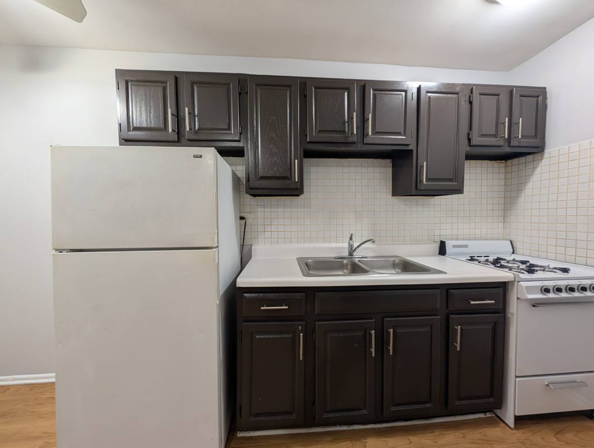 Apartment for rent at 4537 N Dover St #3B, Chicago, IL 60640