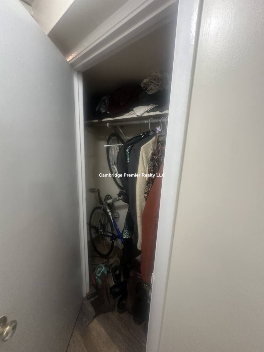 House for rent at 19 Cameron Ave #B, Somerville, MA 02144