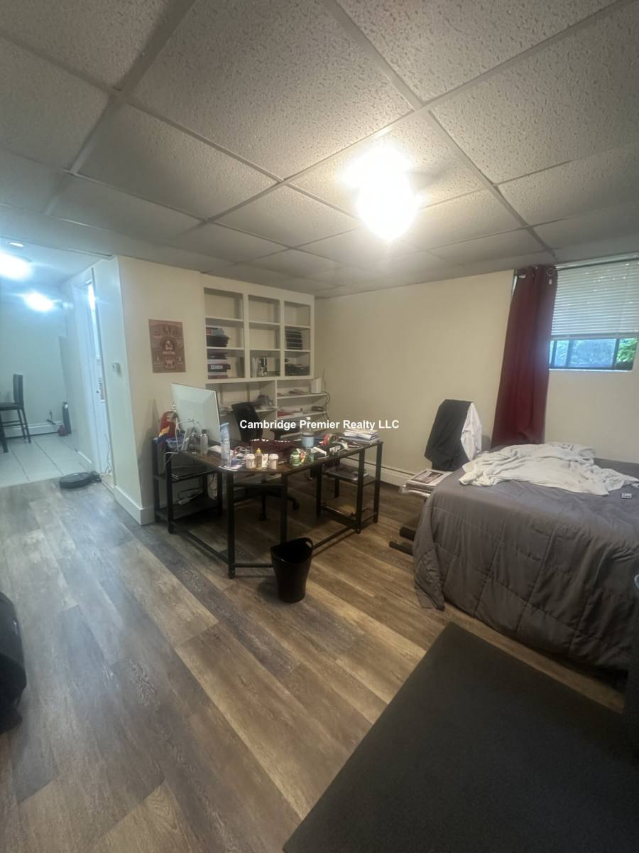 House for rent at 19 Cameron Ave #B, Somerville, MA 02144