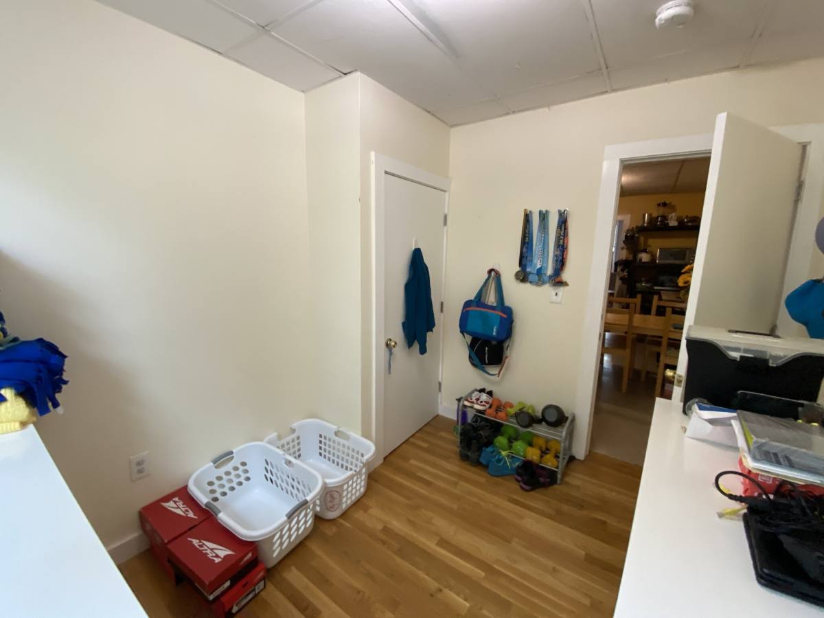 Apartment for rent at 379 Windsor St #1, Cambridge, MA 02141