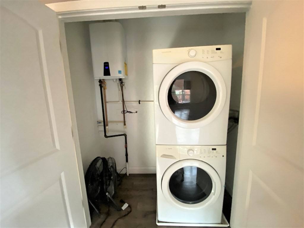 Apartment for rent at 41 Saratoga #4E, East Boston, MA 02128