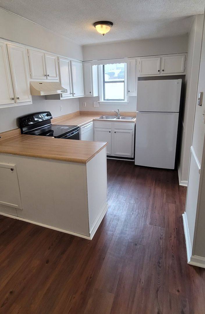 Townhouse for rent at 7237 Sandy Creek Dr, Raleigh, NC 27615