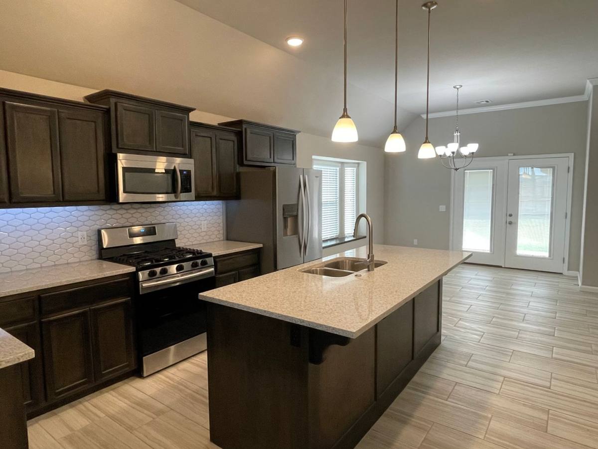 House for rent at 4100 NW 152nd St, Edmond, OK 73013