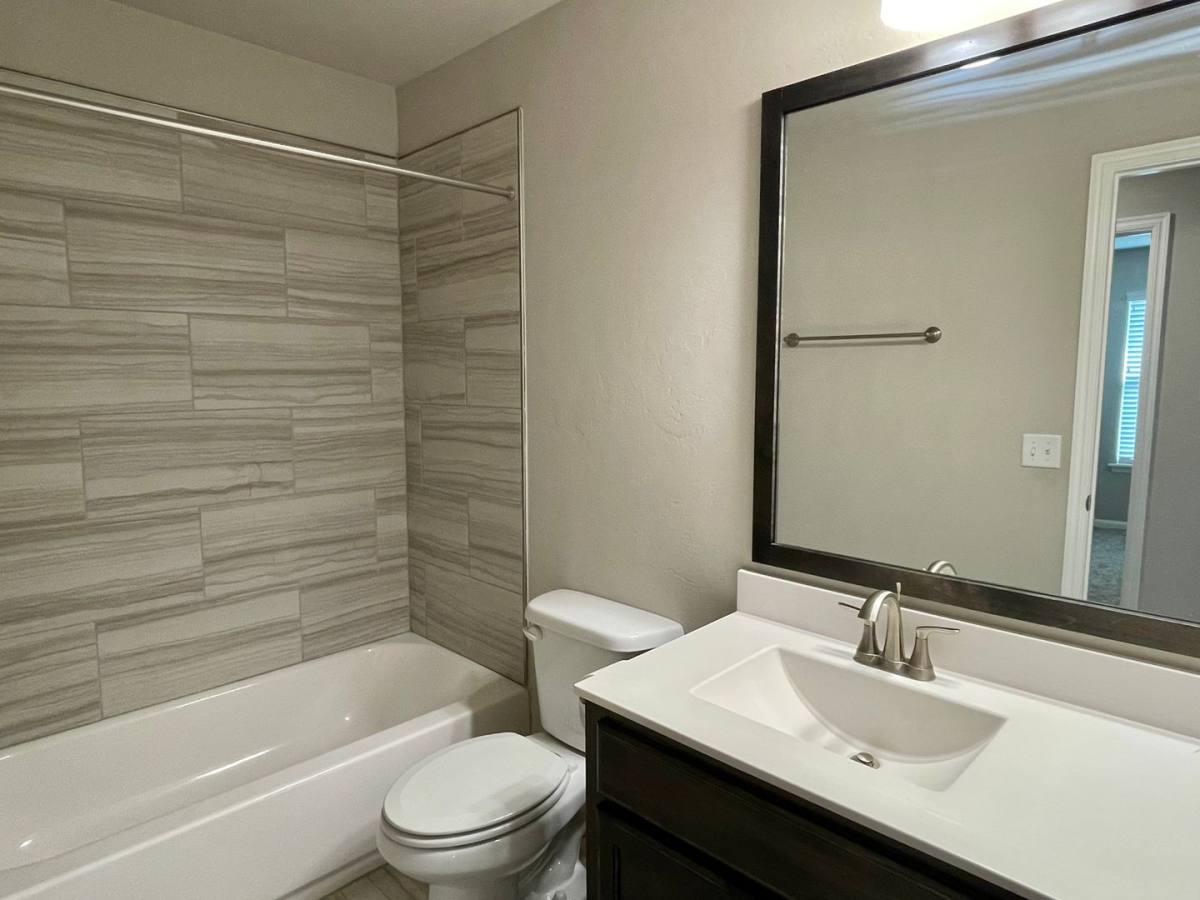House for rent at 4100 NW 152nd St, Edmond, OK 73013