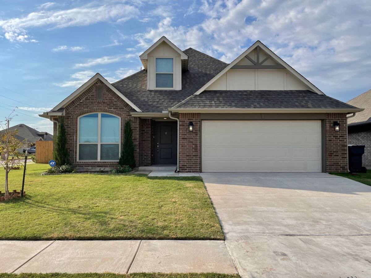 House for rent at 4100 NW 152nd St, Edmond, OK 73013