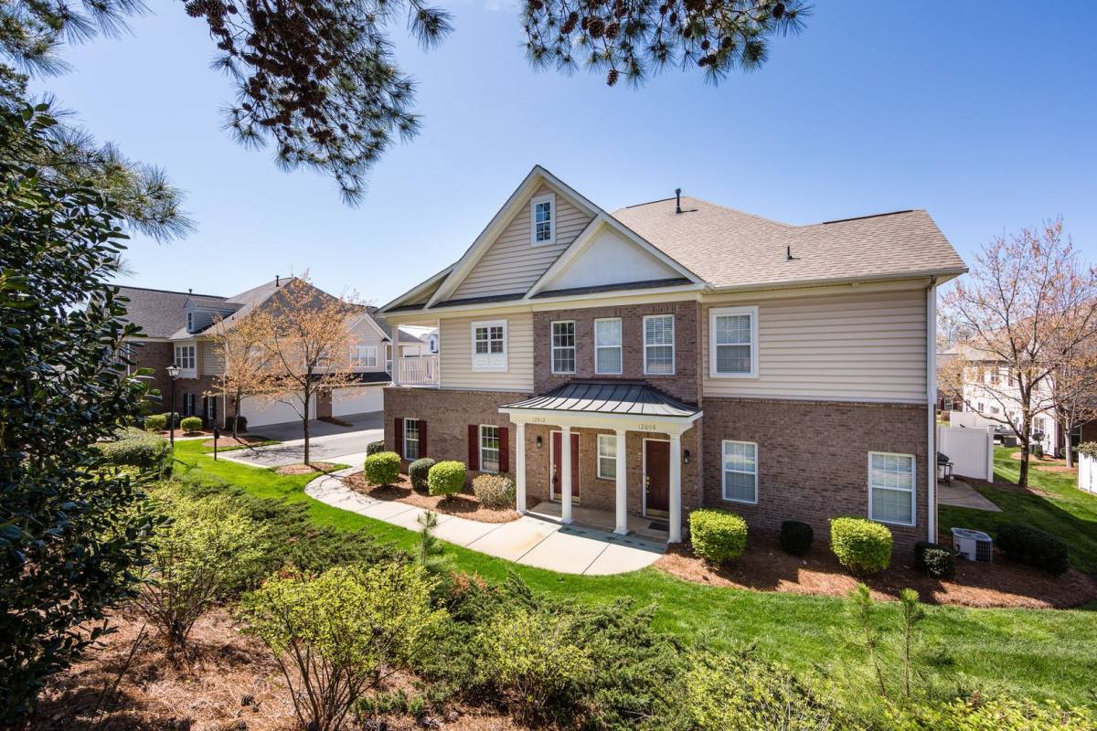Townhouse for rent at 12012 Bordeaux St Riviera, Charlotte, NC 28277