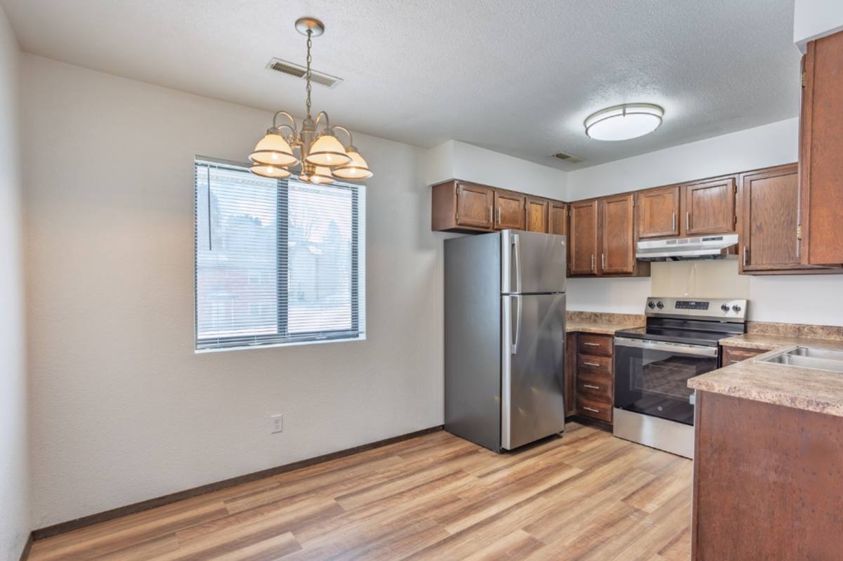 Apartment for rent at 811-860 Hawkeye Dr, Dubuque, IA 52001