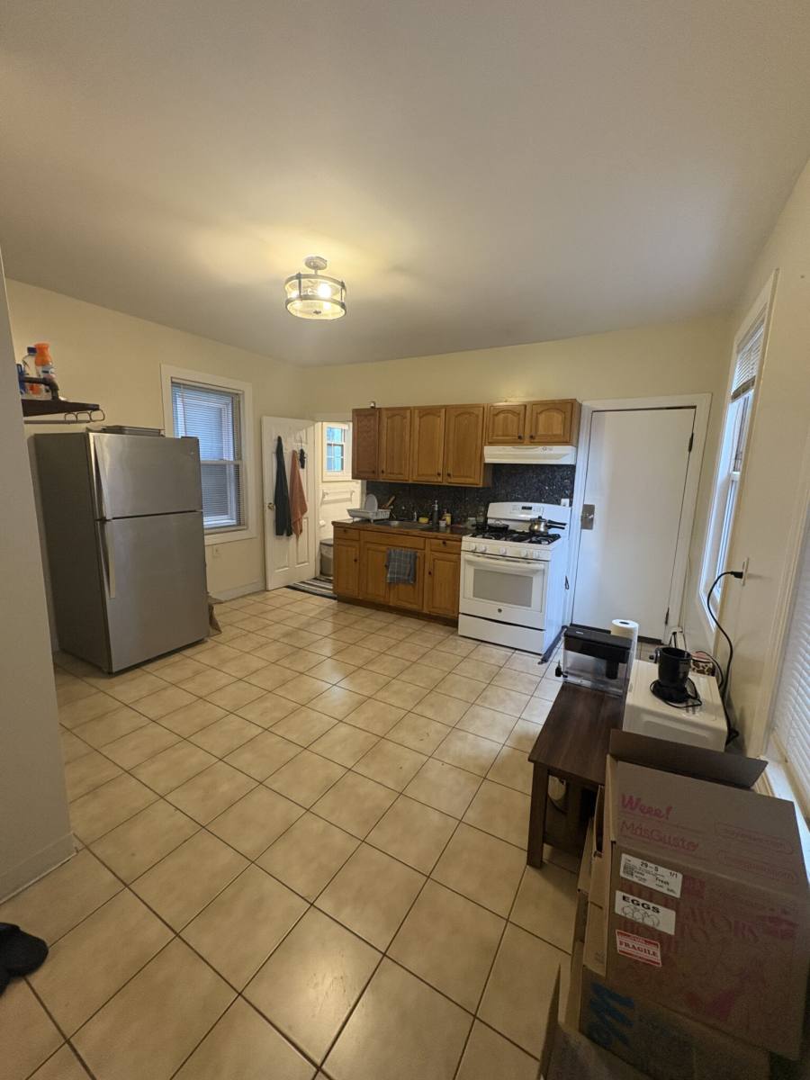 Apartment for rent at 237 Tremont St #2, Somerville, MA 02143