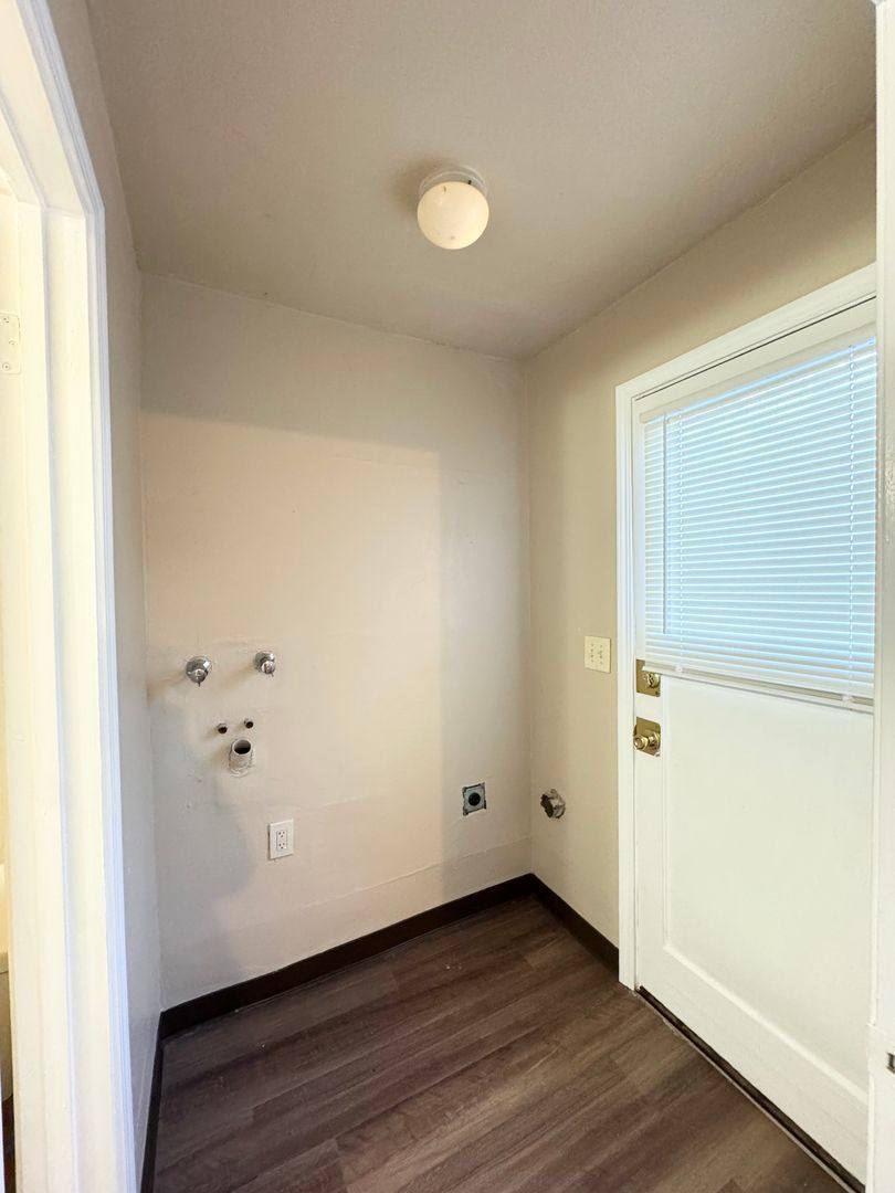Townhouse for rent at 1060 S St, Redding, CA 96001