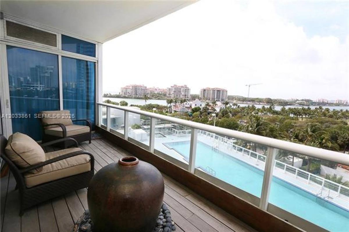 Apartment for rent at 100 S Pointe Dr, Miami Beach, FL 33139