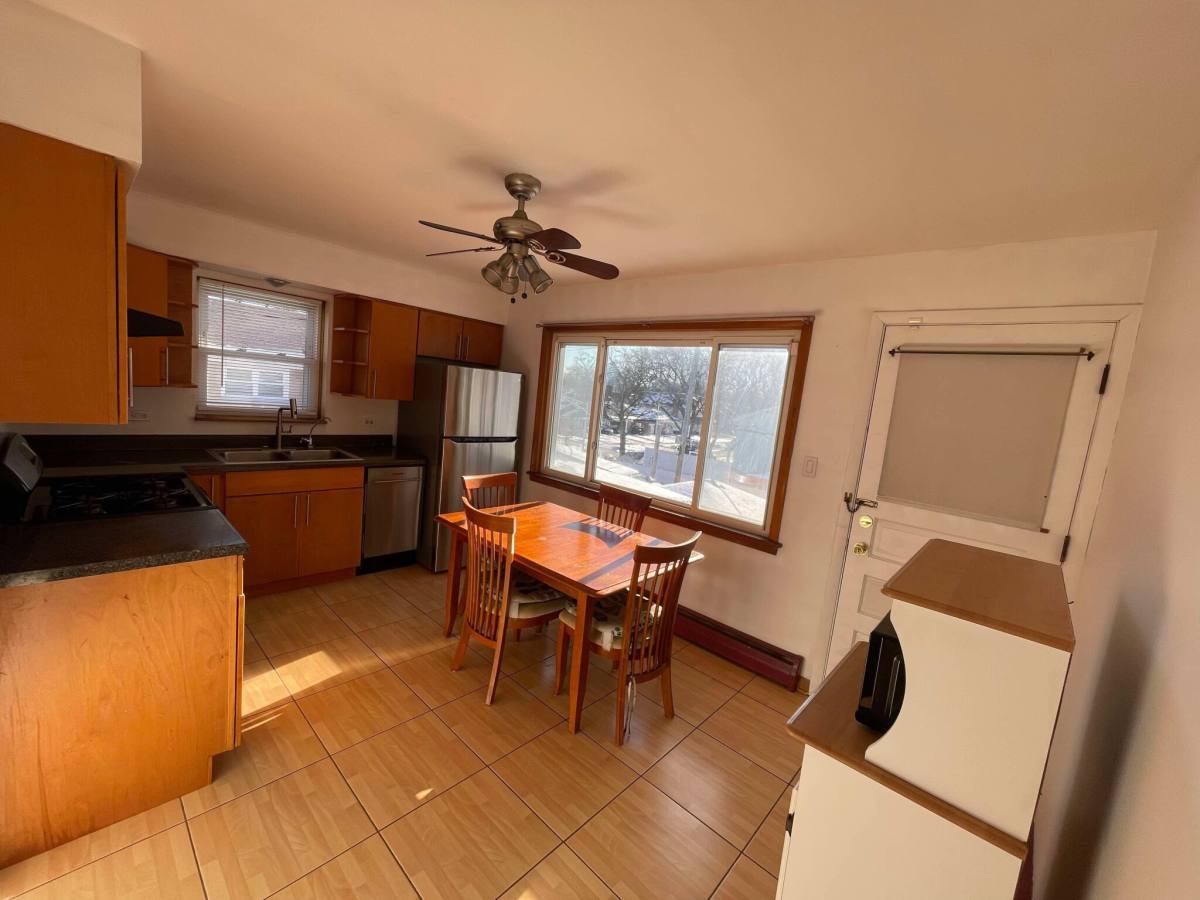 Apartment for rent at 6309 W Touhy - 2nd, Chicago, IL 60646