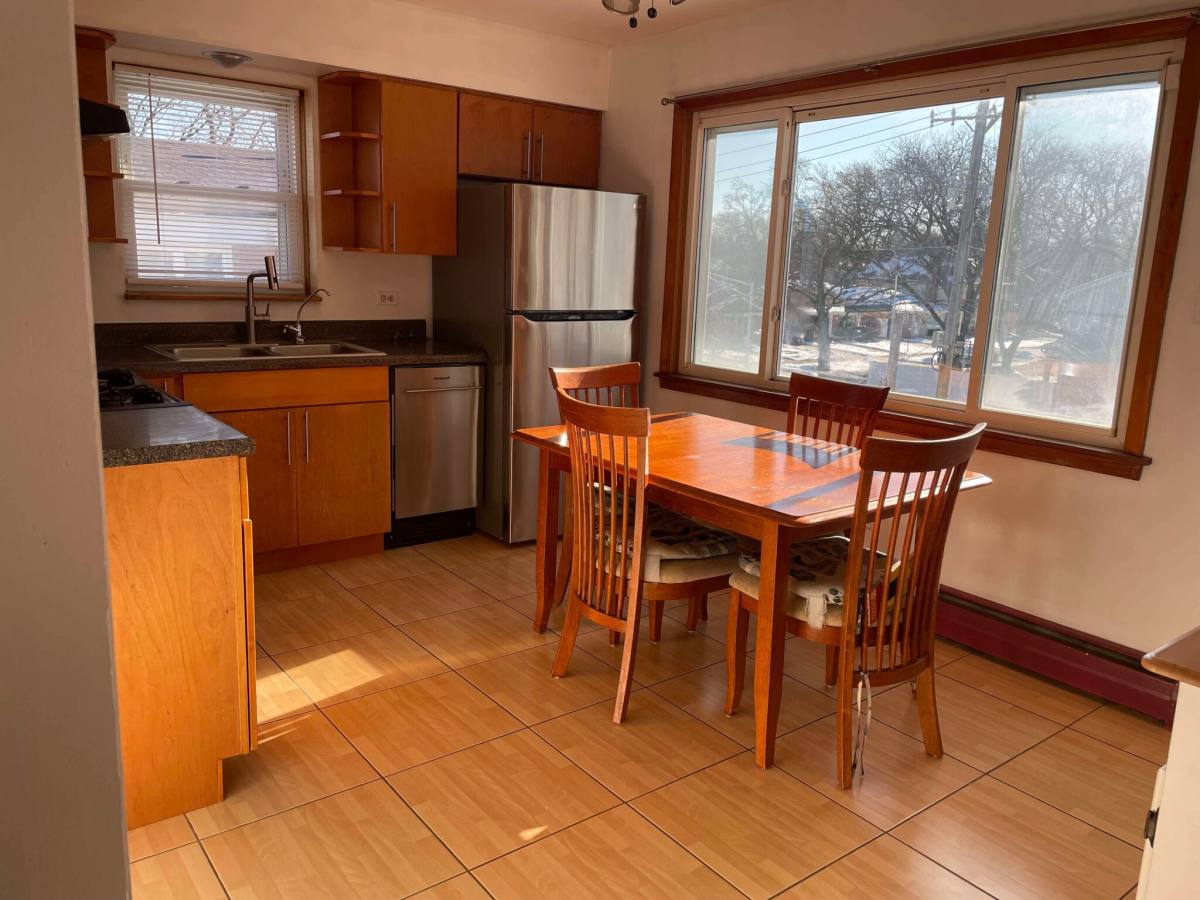 Apartment for rent at 6309 W Touhy - 2nd, Chicago, IL 60646