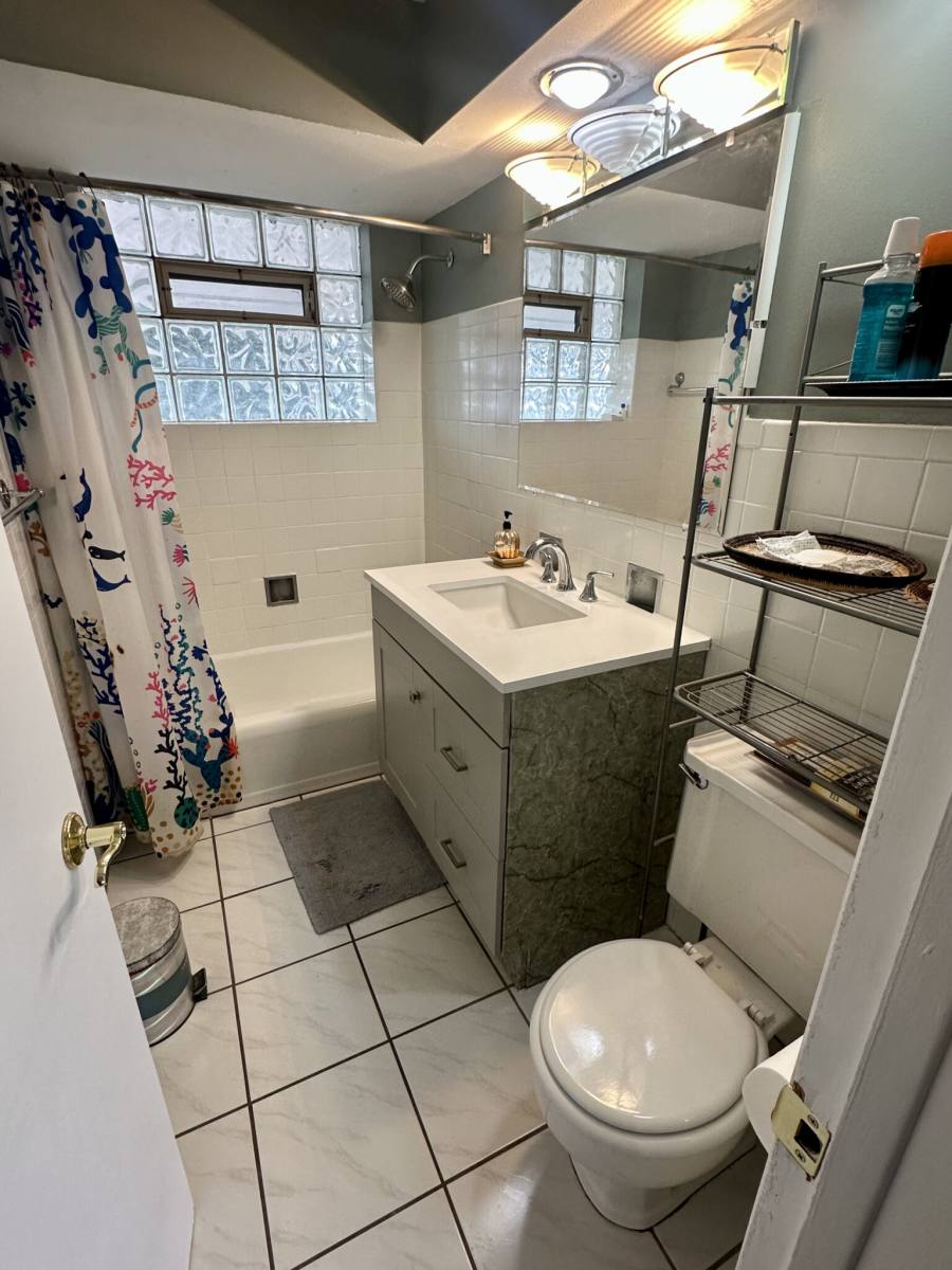 Apartment for rent at 6309 W Touhy - 2nd, Chicago, IL 60646